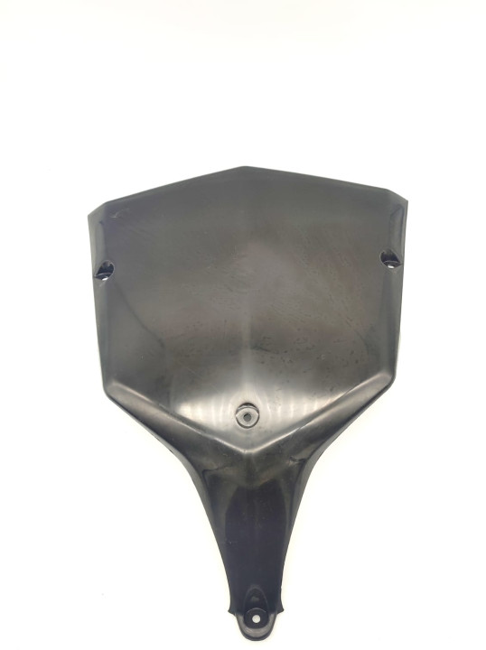 Щиток облицовочный капота снегоход Stels Rosomaha 840701-800-0000 JU051912