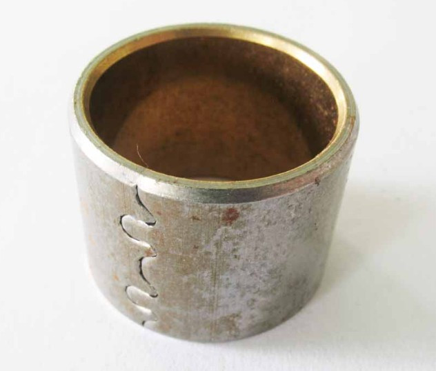 Подшипник 19,6x23,1x18,4 скольжения латунь 129103023000 LU027239