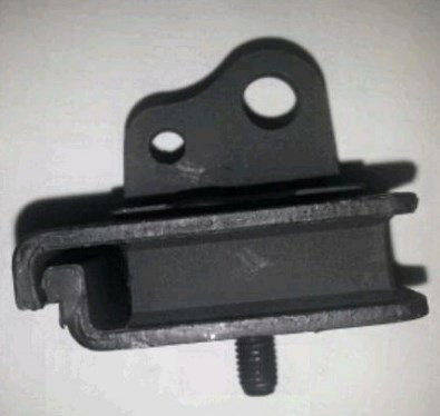 Опора двигателя передняя Stels Leopard 100102-102-0000 196MS-1001002 LU069303 (верхнее отверстие большое)