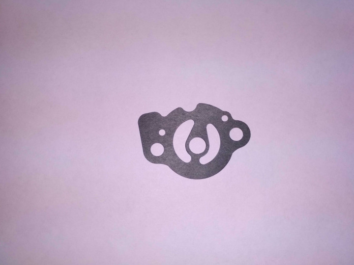 Прокладка масляного насоса Stels ATV 300B картон 2.1.01.7030 LU018910 Прокладка масляного насоса Stels ATV 300B картон 2.1.01.7030 LU018910