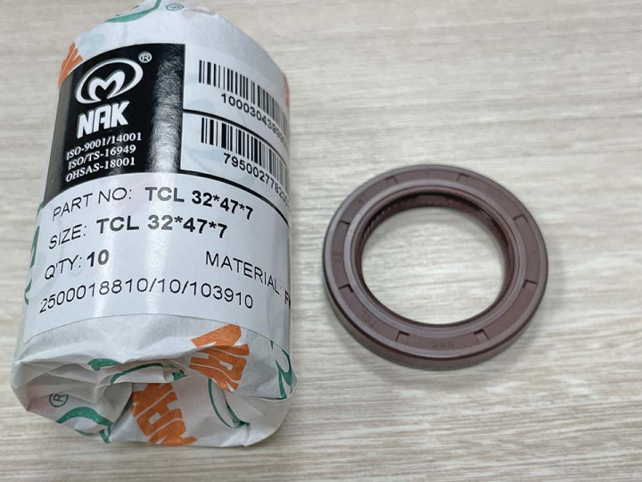 Манжета армированная TC 32х47х7 NJK Stels Guepard 9471-320-470-70 LU030041 LU098811