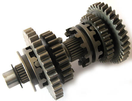 Вал коробки передач промежуточный Stels ATV 300 B в сборе LU043195 Вал коробки передач промежуточный Stels ATV 300 B в сборе LU043195