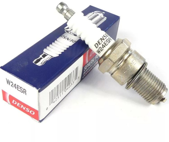 Свеча зажигания NGK BR8ES 3070166 DENSO W24ESR Aprilia, Honda, Kawasaki, Yamaha Свеча зажигания NGK BR8ES 3070166 DENSO W24ESR Aprilia, Honda, Kawasaki, Yamaha