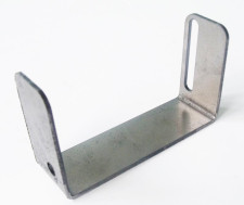 Кронштейн второй вертикальной установки аккумуляторов снегоход Stels Viking 600 версия 2.0 LU069393