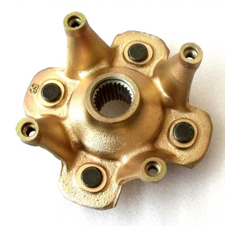 Фланец крепления переднего колеса Стелс Леопард 600\650 310801-102-0000 LU022077