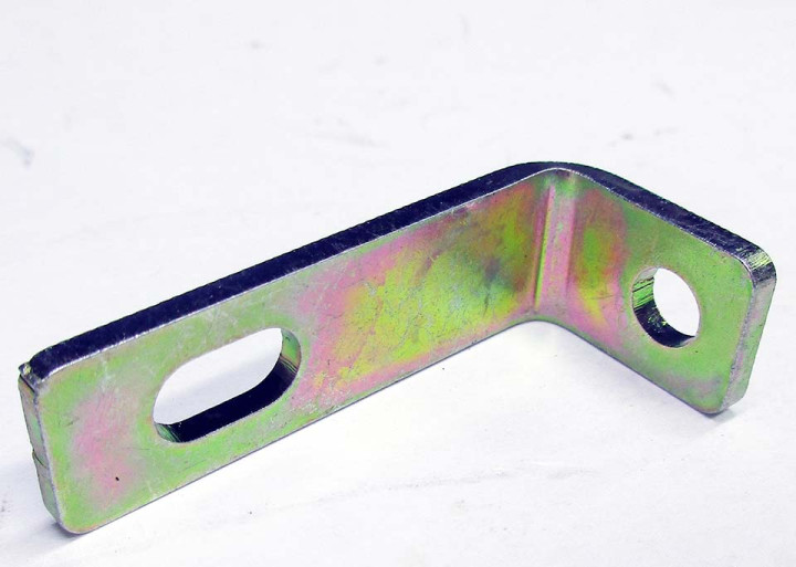 Кронштейн выключателя массы  Stels Guepard 2.0 A800GK-6800036 оцинк JU082092