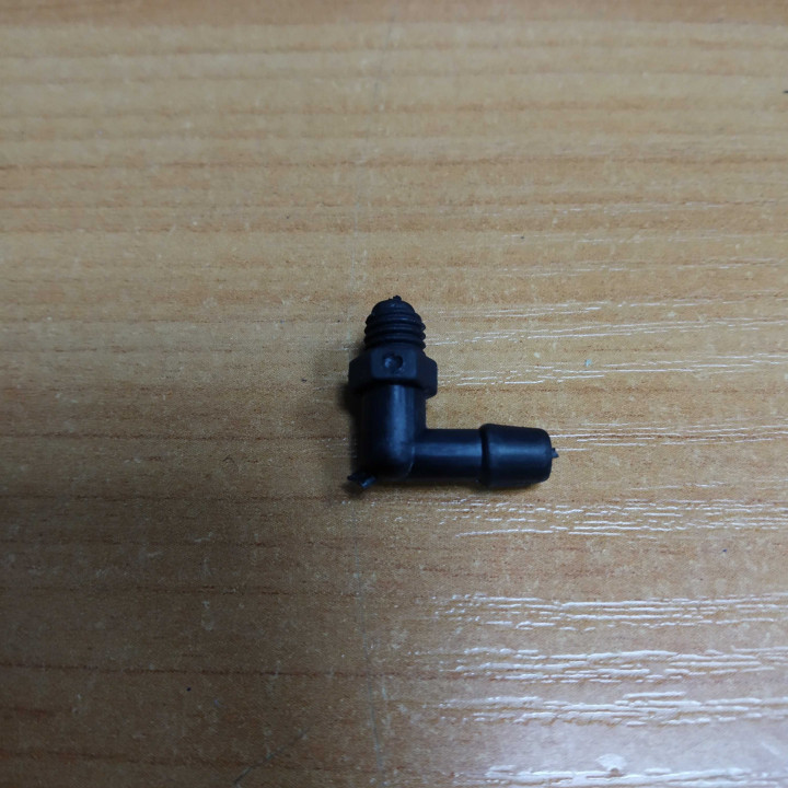 Штуцер дренажной системы бензобака Stels ATV 300B 2.9.01.0030 LU015110