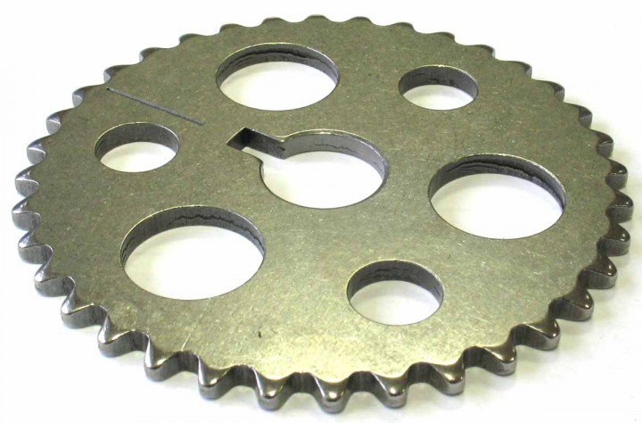 Шестерня ГРМ ведомая Stels ATV 300B 2.4.01.1030 LU019247