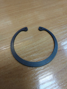 Кольцо стопорное 65мм подшипника поворотного кулака Stels ATV 300B 0.04.01210 LU019241