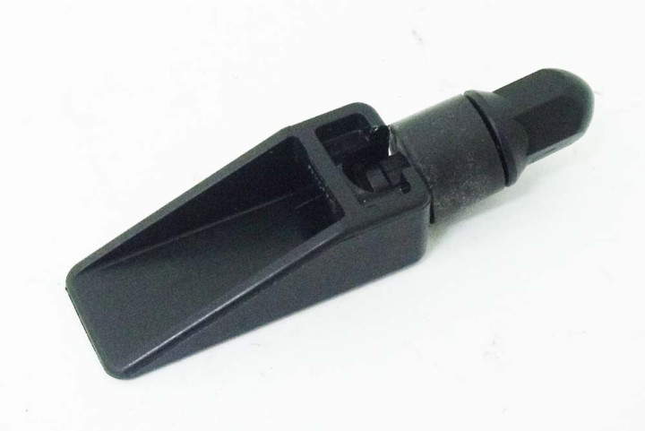 Клипса бардачка Stels LU077855 JU070604 Клипса бардачка Stels LU077855 JU070604