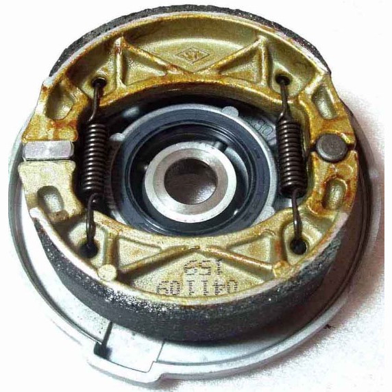 Мех-зм управл.тормозными колодками, левый Stels ATV 110D F020479-00 LU018840