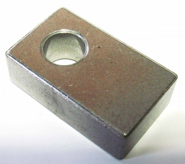 Направляющая вилки механизма блокировки дифференциала В Stels Guepard Leopard Dinli 231010-102-0000 LU022275 Направляющая вилки механизма блокировки дифференциала В Stels Guepard Leopard Dinli 231010-102-0000 LU022275