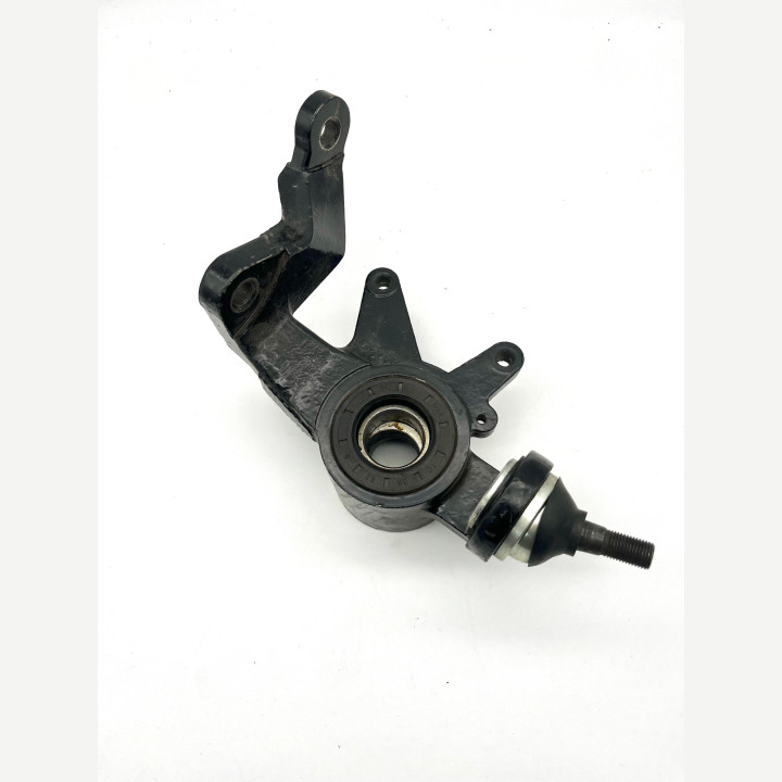 Кулак поворотный переднего колеса левый Stels 500 Kazuma\GT в сборе C500-2304100 LU018124 LN001494