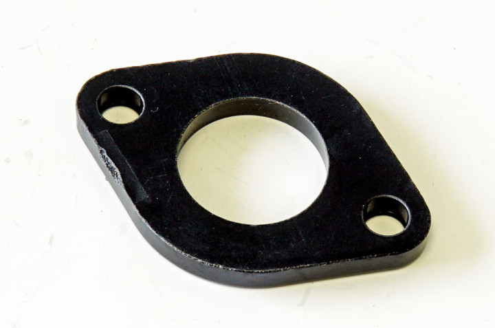 Изолятор корбюратора снегоход Stels Капитан LU092374