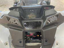 Панель облицовочная переднего бампера в сборе с сетками (черный) EP-00005099