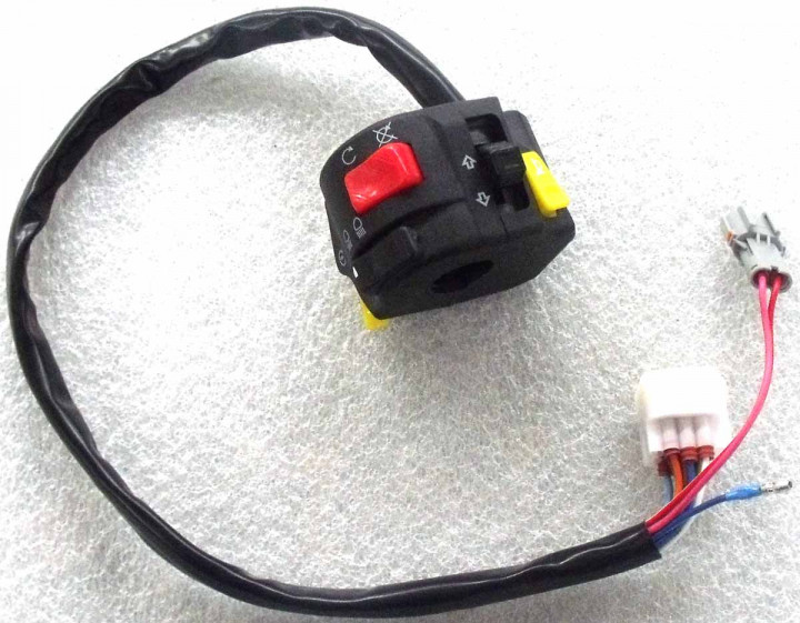 Блок переключателей рулевой Stels ATV 300B левый LU015101 5.3.01.0023 5.3.01.0026