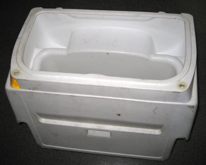 Корпус кофра снегоход Stels Rosomaha Viking JU052010