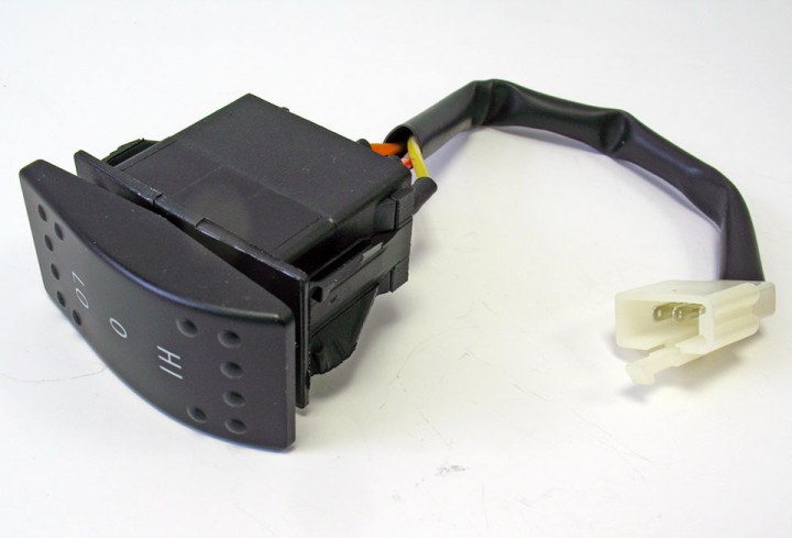 Выключатель обогрева рукояток руля, 12В снегоход Stels Капитан LU091448