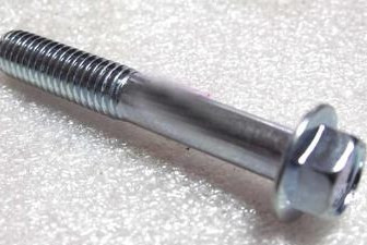 Болт с фланцем М6х1.0х 40мм LU014133 Болт с фланцем М6х1.0х 40мм LU014133