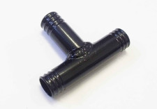 Тройник системы охлаждения снегоход Stels LU059979 LU070619