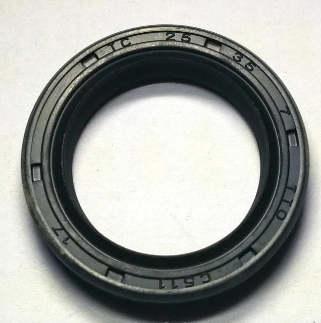 Сальник 25х35х5/7.5мм Стелс 300 3.4.01.0120 LU019108