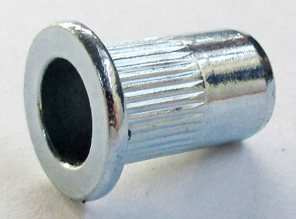 Гайка-заклепка вытяжная с фланцем Stels Guepard М6 15164 JU060920