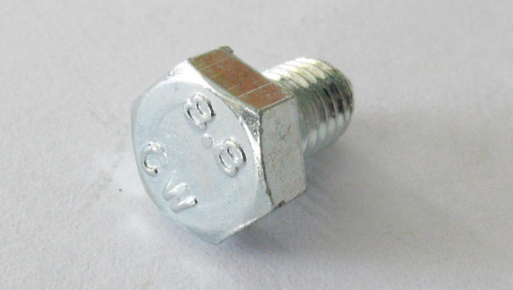 Болт М5х8 DIN 933 LU066481