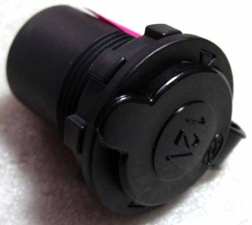 Розетка бортовой эл.сети 12В Stels Dinli A190109-00 LU014259