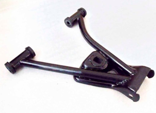 Рычаг задней подвески, верхний, правый Stels ATV 300B 1.3.09.3000 LU019074