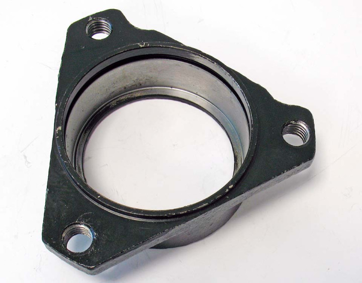 Корпус (обойма) подшипника приводного вала, сталь снегоход Stels Капитан LU091325 Корпус (обойма) подшипника приводного вала, сталь снегоход Stels Капитан LU091325