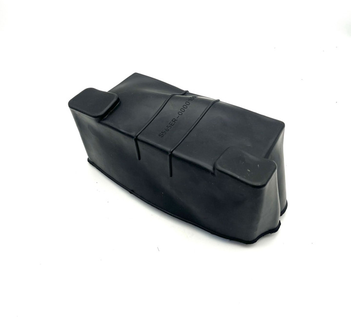 Чехол АКБ снегоход Stels 600см3 LU085415