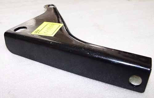 Кронштейн крепления заднего багажника левый Stels ATV 300B 1.4.09.0130 LU019126