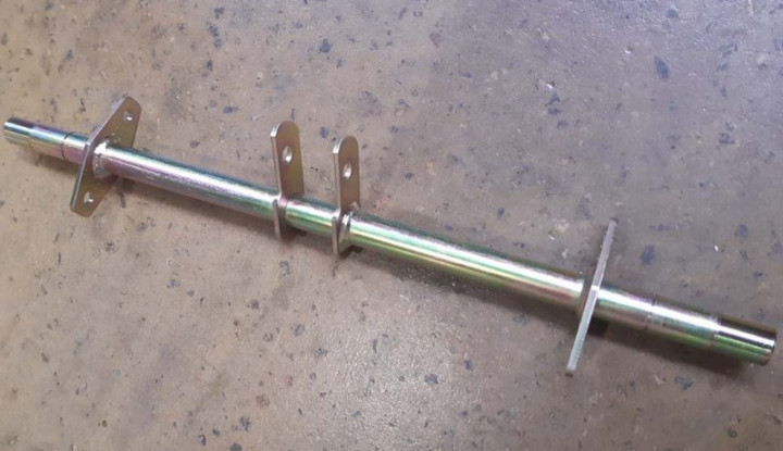 Вал опорный средний снегохода Stels LU066427 JU105253