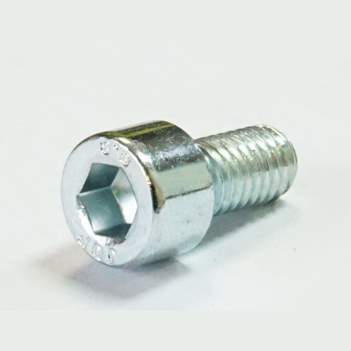 Винт M6x12 DIN 912-88P JU066103
