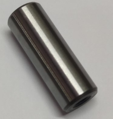 Вал промежуточной шестерни P004000245040000 Вал промежуточной шестерни P004000245040000