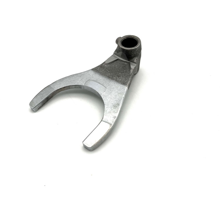 Вилка механизма переключения передач (пониженная) Stels Guepard 1000см3 EP-00006206 Вилка механизма переключения передач (пониженная) Stels Guepard 1000см3 EP-00006206