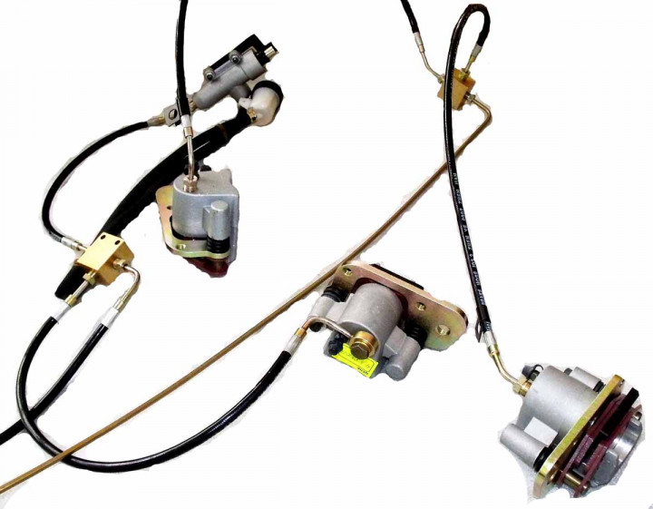 Тормоз ножной гидравлический (три суппорта) в сборе Stels ATV 300 B 4.3.09.1021 LU019218 Тормоз ножной гидравлический (три суппорта) в сборе Stels ATV 300 B 4.3.09.1021 LU019218