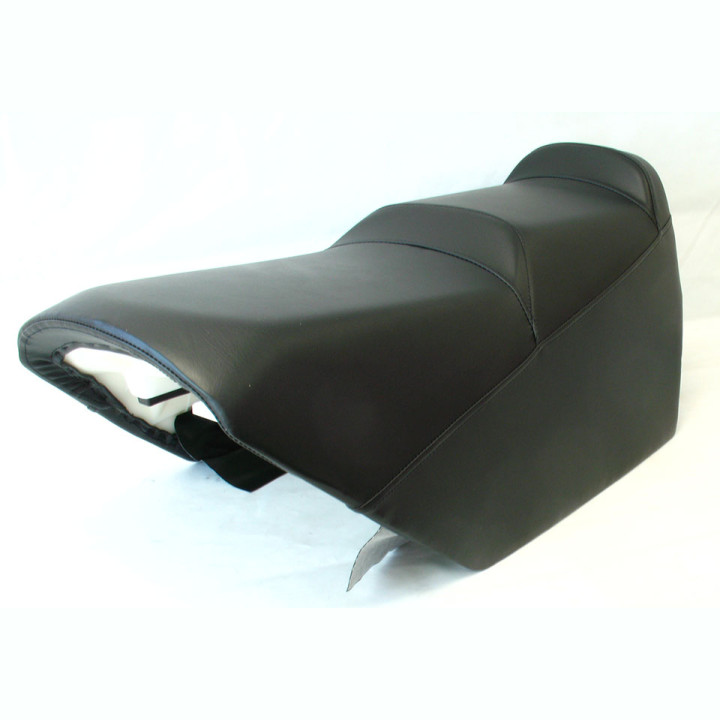 Седло мотоциклетного типа в сборе снегоход Stels Капитан LU091462 SYD3-410000-0 JU109786