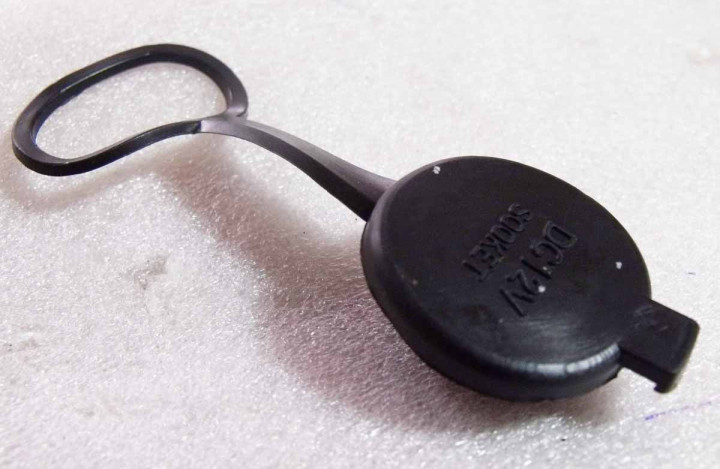 Крышка розетки бортовой эл.сети 12В Stels ATV 300B резина 5.3.01.0320 LU019197 Крышка розетки бортовой эл.сети 12В Stels ATV 300B резина 5.3.01.0320 LU019197