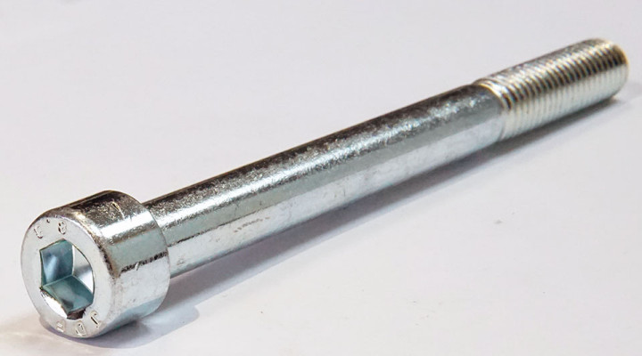 Винт M10x110 DIN 912-88P JU097082