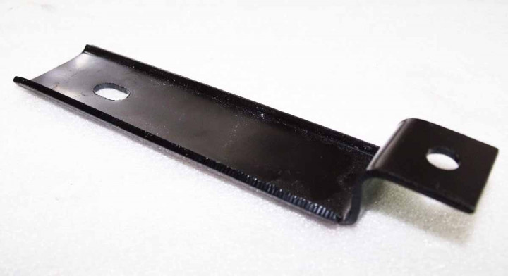 Кронштейн крепления задней блок-фары Stels ATV 300B 1.4.01.0120 LU019007