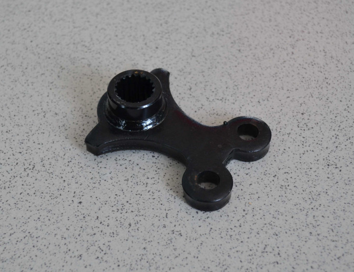 Сошка рулевой колонки Стелс Леопард 600\650 341412-102-0000 LU075156