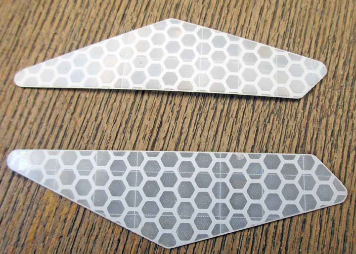 Наклейки из ПВХ самоклеющиеся световозвращающие (капот), белые снегоход Stels VITYAS LU094739 Наклейки из ПВХ самоклеющиеся световозвращающие (капот), белые снегоход Stels VITYAS LU094739