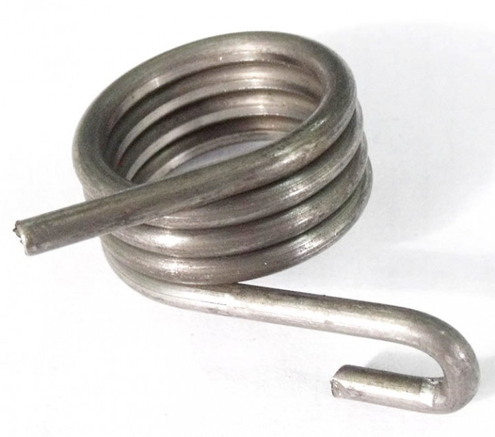 Пружина возвратная стопора копирного вала механизма переключения передач Stels Guepard LU075231