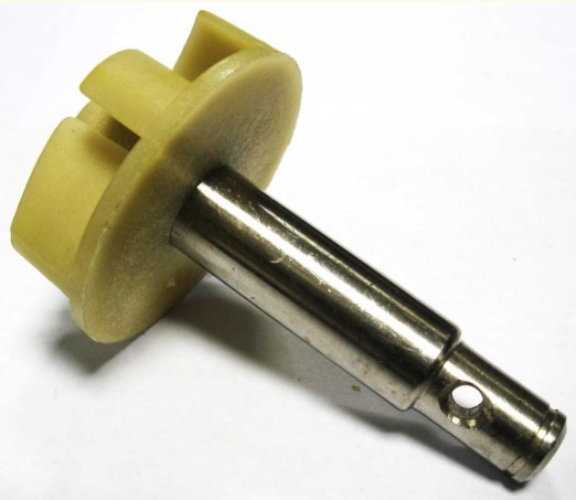 ВАЛ НАСОСА ОХЛ. ЖИДК. С КРЫЛЬЧАТКОЙ, В СБОРЕ 14200000B15F000 LU038499 Stels 50 X (SM)Trigger