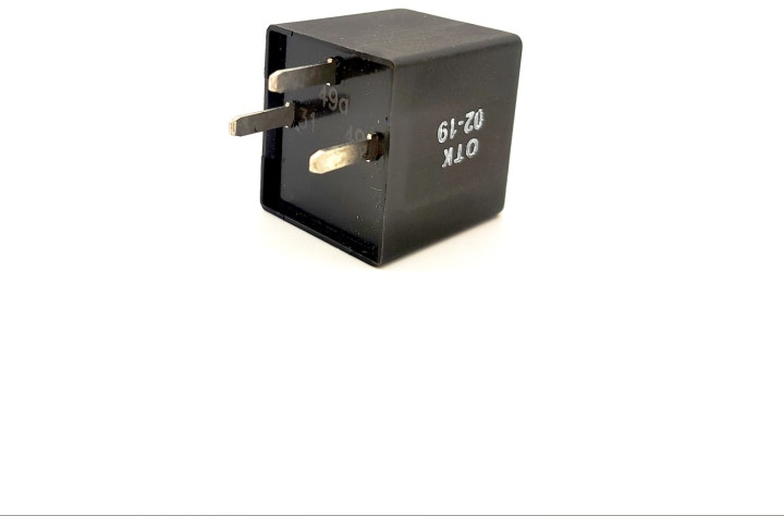 Реле указателя поворота и аварийки Stels Leopard (2Х10)X2W 12V 372602-102-0000 JU065501 Реле указателя поворота и аварийки Stels Leopard (2Х10)X2W 12V 372602-102-0000 JU065501